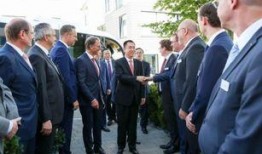 高管爆料许家印视频播放